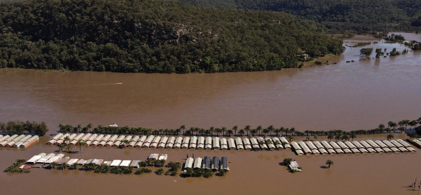 Avustralya'da sel: Barajlar taştı