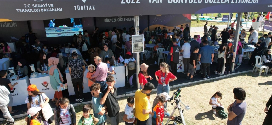 Van'da düzenlenen "Gökyüzü Gözlem Etkinliği" 10 bin gökyüzü meraklısını buluşturdu