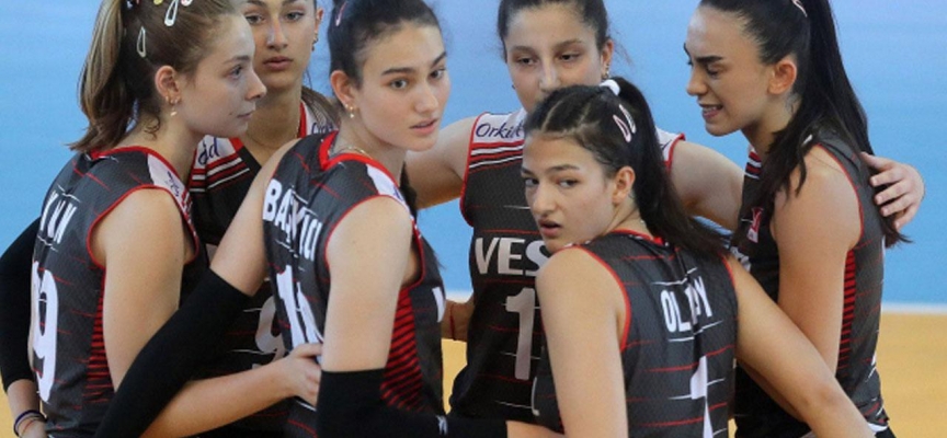 17 Yaş Altı Kız Milli Voleybol Takımı galibiyetle başladı