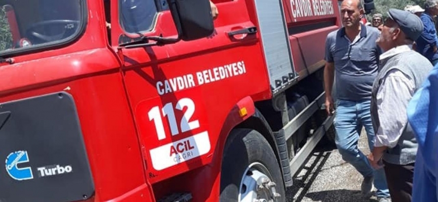 Burdur'da çıkan yangında ev kullanılmaz hale geldi, 1 ev ağır hasar aldı