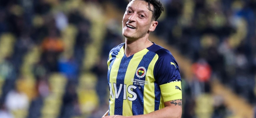 Fenerbahçe'de Mesut Özil ile yollar ayrıldı