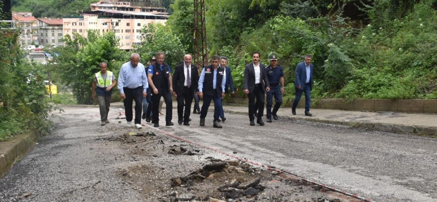 Karabük'te selin izlerini silmek için başlatılan çalışmalar sürüyor