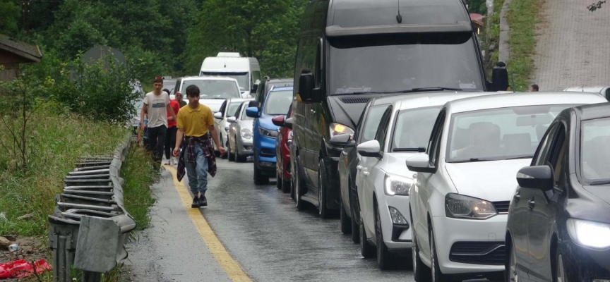 Uzungöl'de bayram tatili yoğunluğu