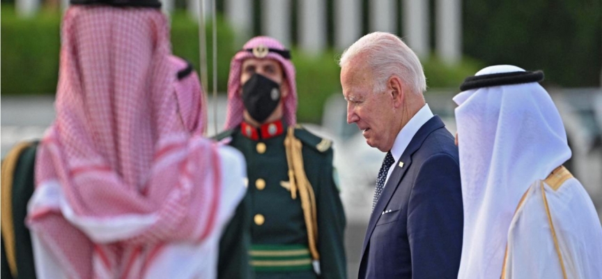 Biden Suudi Arabistan'da