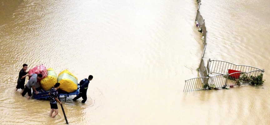 Çin’de sel felaketi: 12 ölü, 12 kayıp