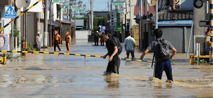 Japonya'da şiddetli yağışlar nedeniyle 480 binden fazla kişi tahliye edildi