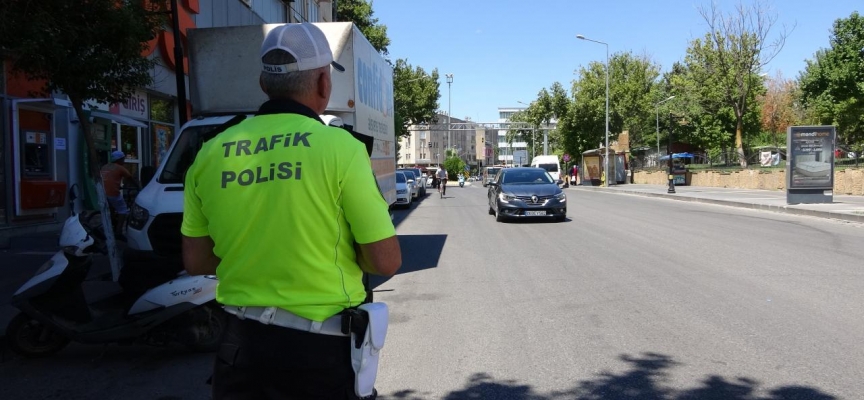 Adıyaman'da dron ile emniyet kemeri denetimi yapıldı