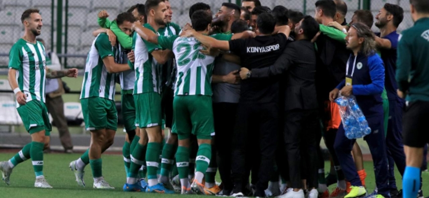 Konyaspor tur kapısını araladı