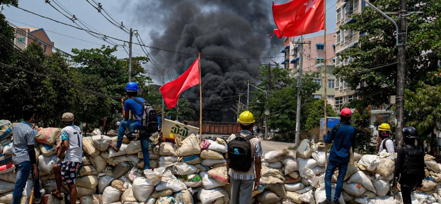 Myanmar'da askeri yönetim, 4 kişiyi idam etti