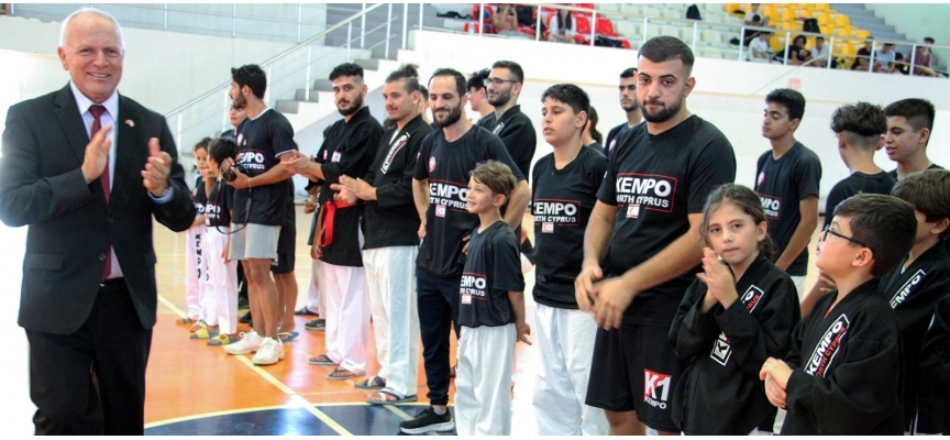 Meclis Başkanı Töre, Kempo Federasyonu ödül törenine katıldı