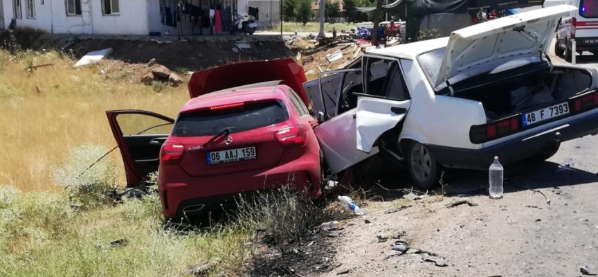 Muğla'da trafik kazası: 1 ölü, 2 yaralı