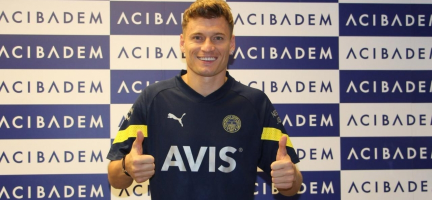 Fenerbahçe Ezgjan Alioski transferini duyurdu