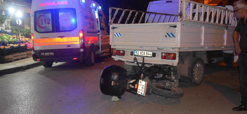 Ordu’da hafif ticari araç ile motosiklet çarpıştı: 2 yaralı