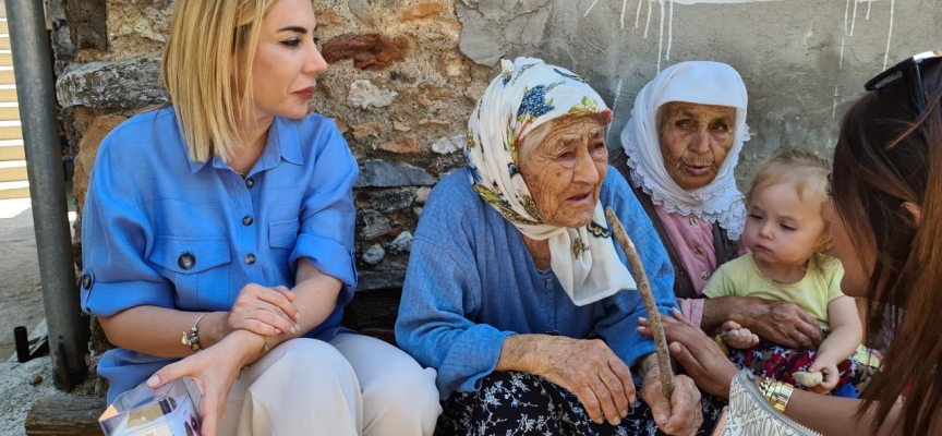 Muğla'da alzaymır hastalarına akıllı saat dağıtılıyor