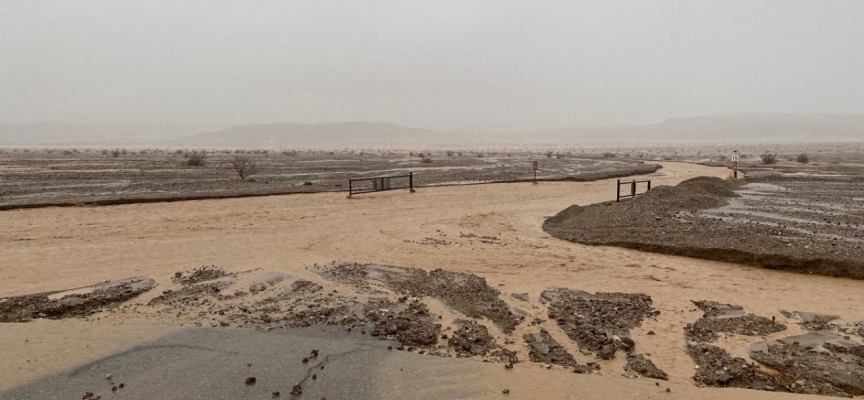 ABD'deki Death Valley Ulusal Parkı'nda şiddetli yağışlar sele neden oldu