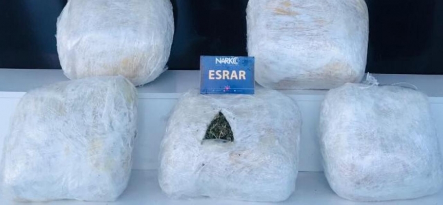 Hatay'da 2 haftada 49 kilogram esrar ele geçirildi