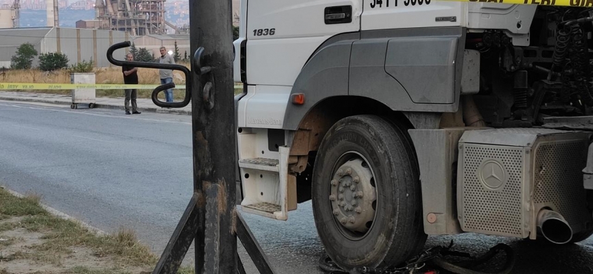 Büyükçekmece'de tırın çarptığı bisikletli çocuk ağır yaralandı