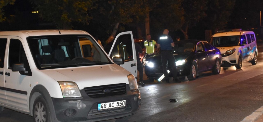 Muğla'da "dur" ihtarına uymayan çalıntı araç kovalamaca sonucu yakalandı