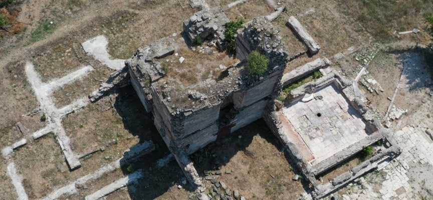 Edirne Yeni Sarayı kazısında mescide ulaşıldı