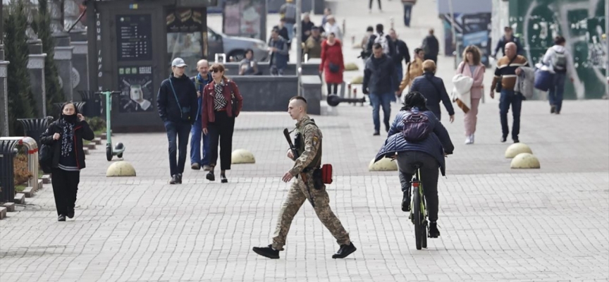 Kiev'de 3 günlüğüne halka açık toplantılar yasaklandı