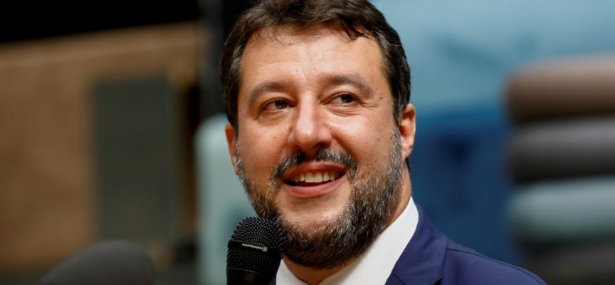 Salvini, AB'den Rusya'ya yaptırımları tekrar düşünmesini istedi