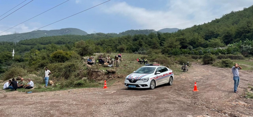 Hatay'da kamyonet uçuruma devrildi: 3 işçi öldü