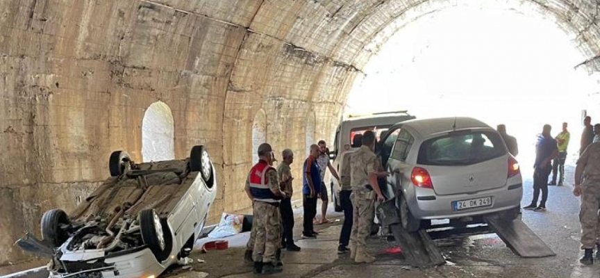 Tunceli'de çığ tünelinde iki otomobil çarpıştı: 4 yaralı