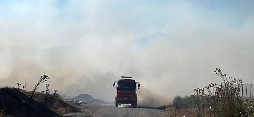 Haspolat’ta çöplük alanda yangın