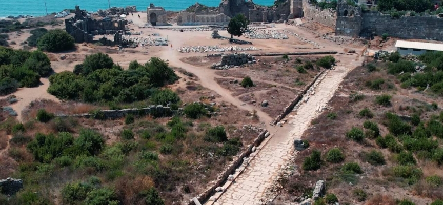 Antalya'da Side kazıları devam ediyor