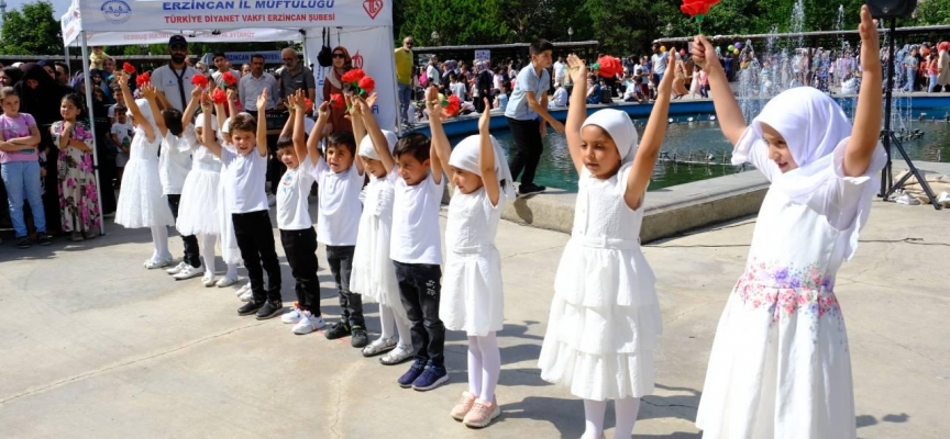 Yaz Kur'an Kursu öğrencileri kapanış programında doyasıya eğlendi