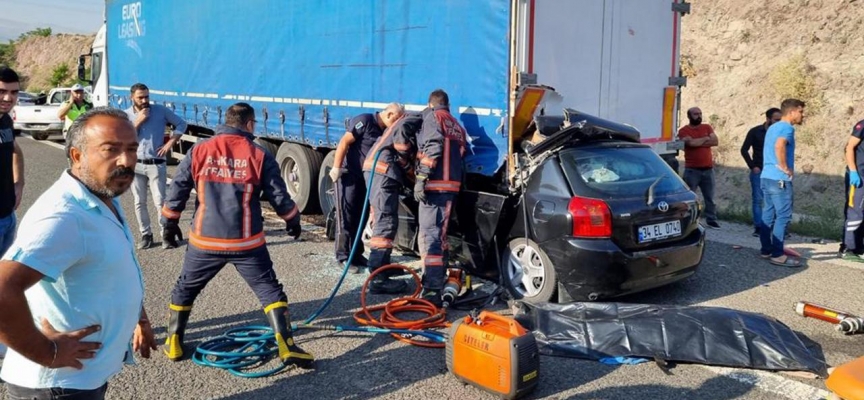 Ankara'da feci kaza: 4 ölü, 1 yaralı