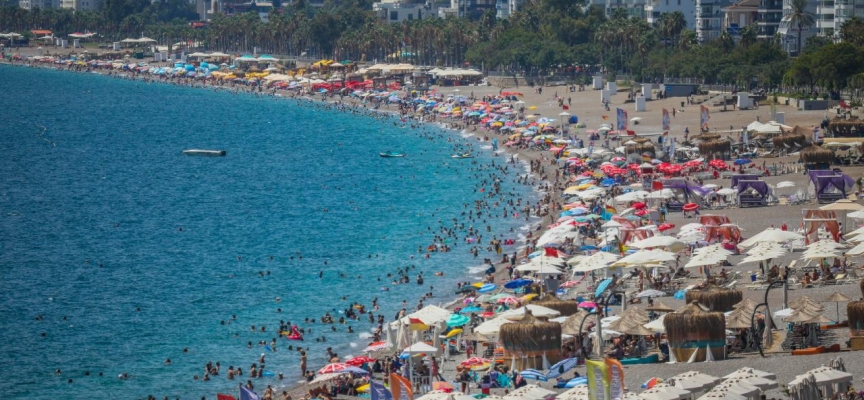 Antalya'da deniz, havadan daha sıcak