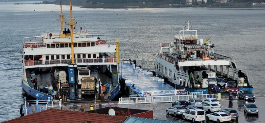 Bozcaada feribot hattına ek sefer