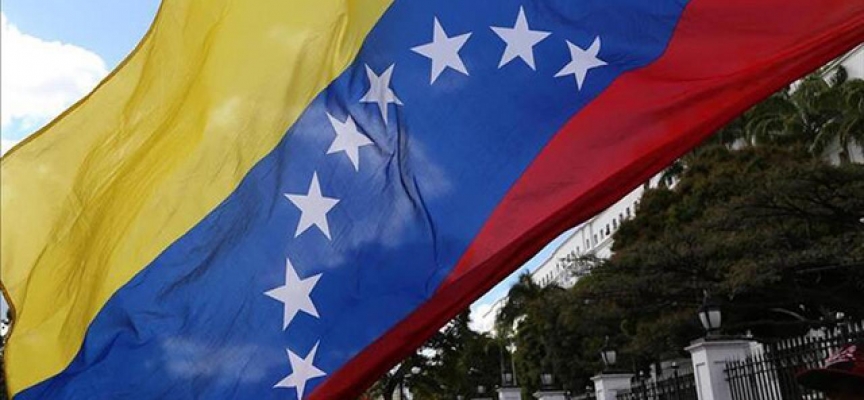 Venezuela ve Kolombiya 3 yıl sonra diplomatik ilişkileri yeniden kurdu