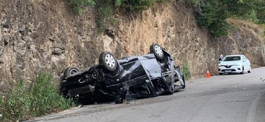 Trabzon'da hafif ticari araç uçuruma yuvarlandı: 1 ölü, 2 yaralı