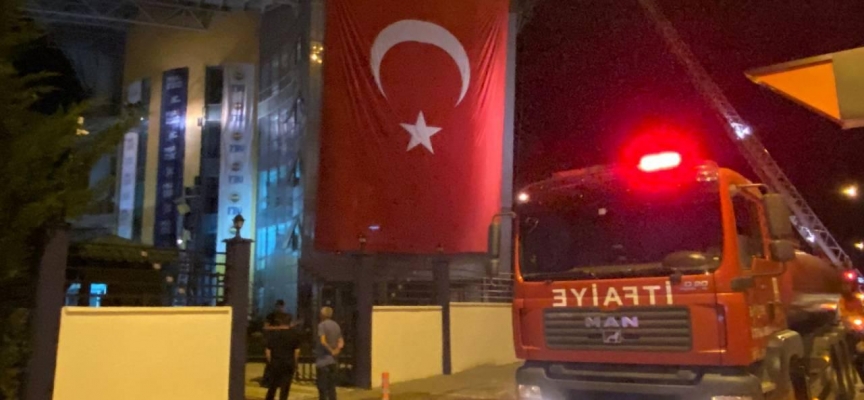 Ankara'da özel okulda çıkan yangın söndürüldü