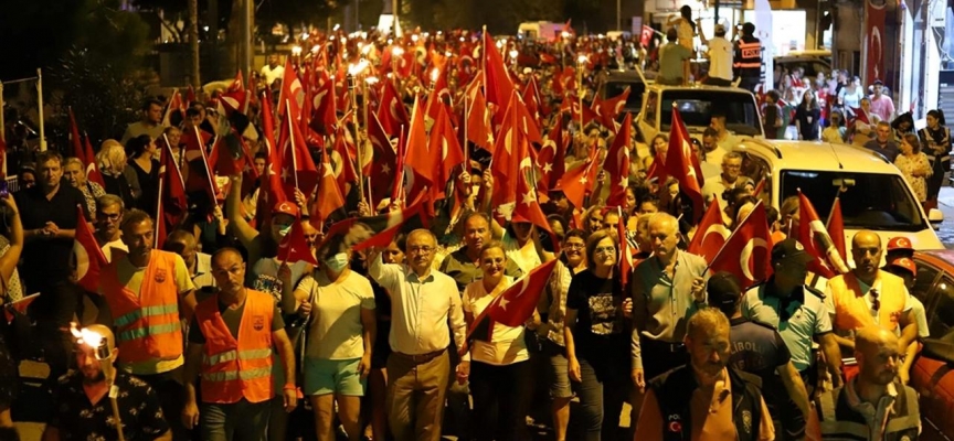 Çanakkale’de fener alayı yürüyüşü gerçekleştirildi