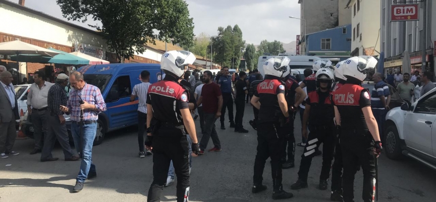 Erzurum'da iki grup arasında sopalı kavga