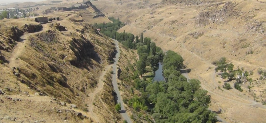 Dereiçi Kanyonu mesire alanı oluyor