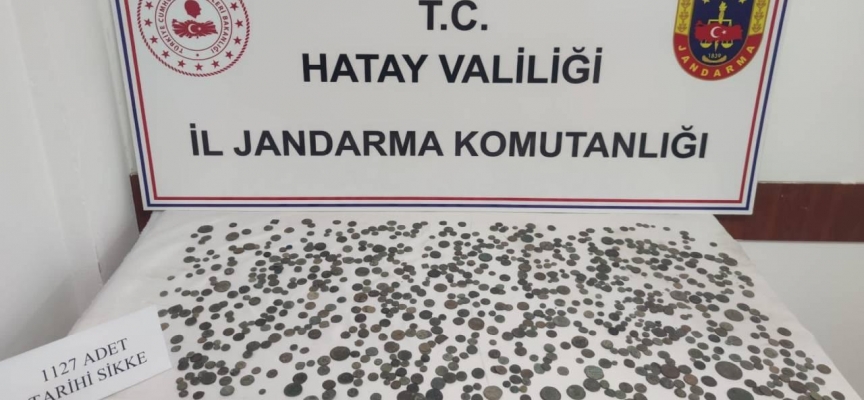 Hatay'da bir evde 1127 sikke ele geçirildi