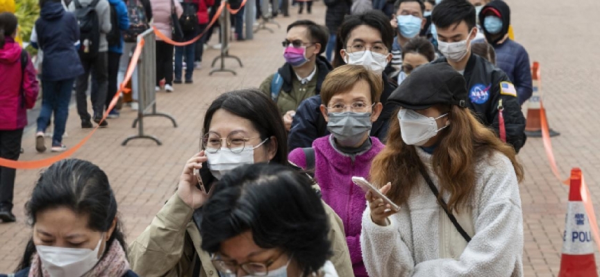 Hong Kong'da günlük vaka sayıları son 3 günde 10 bini aştı