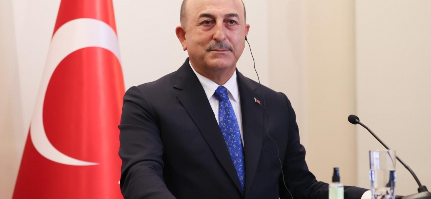 Bakan Çavuşoğlu: Macron'un Türkiye ile ilgili ifadeleri son derece talihsiz