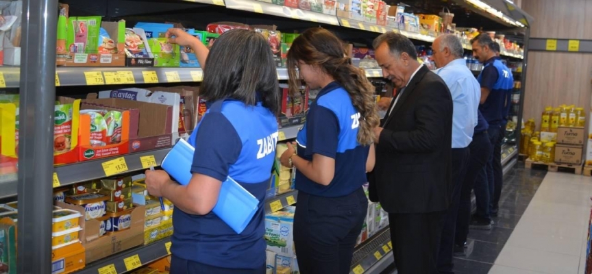 Hakkari'deki marketler denetlendi