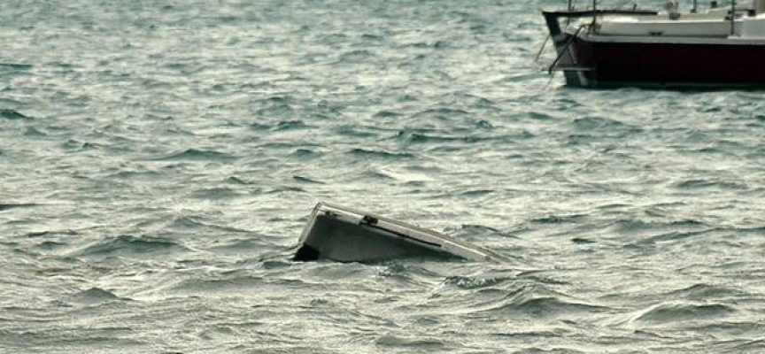 Yeni Zelanda açıklarında tekne alabora oldu: 5 ölü