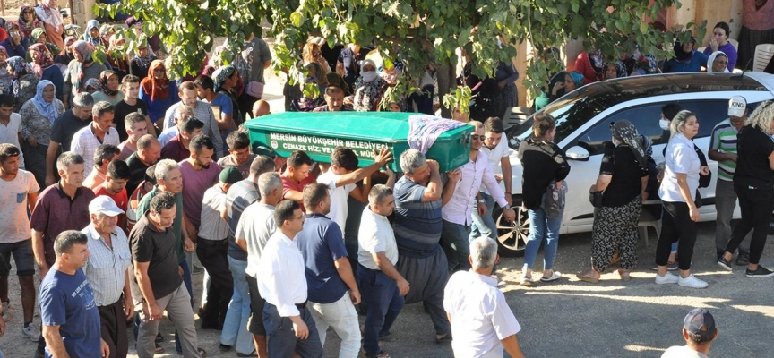 Boşanma aşamasındaki eşini vurarak öldürdü