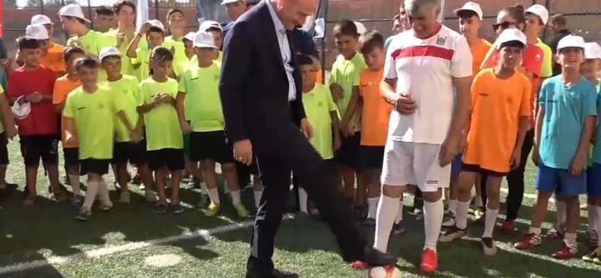 İçişleri Bakanı Soylu çocuklarla spor yaptı