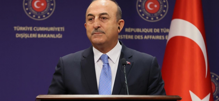 Bakan Çavuşoğlu: Yunan halen kaşınıyor