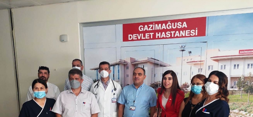 Altuğra: Covid sayılarındaki azalış nedeniyle, kapalı ortamlarda maske takma zorunluluğunu tavsiye kararına dönüştürüyoruz