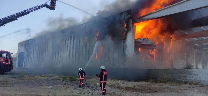 Gaziantep'te fabrika yangını: 4 yaralı