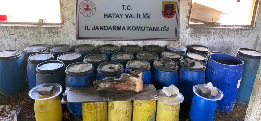 Hatay'da 11 bin 400 litre sahte içki ele geçirildi